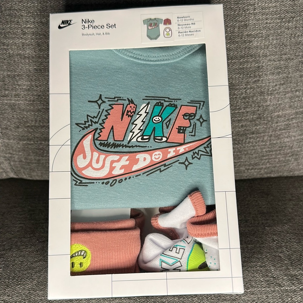 Nike 3 Piece Set